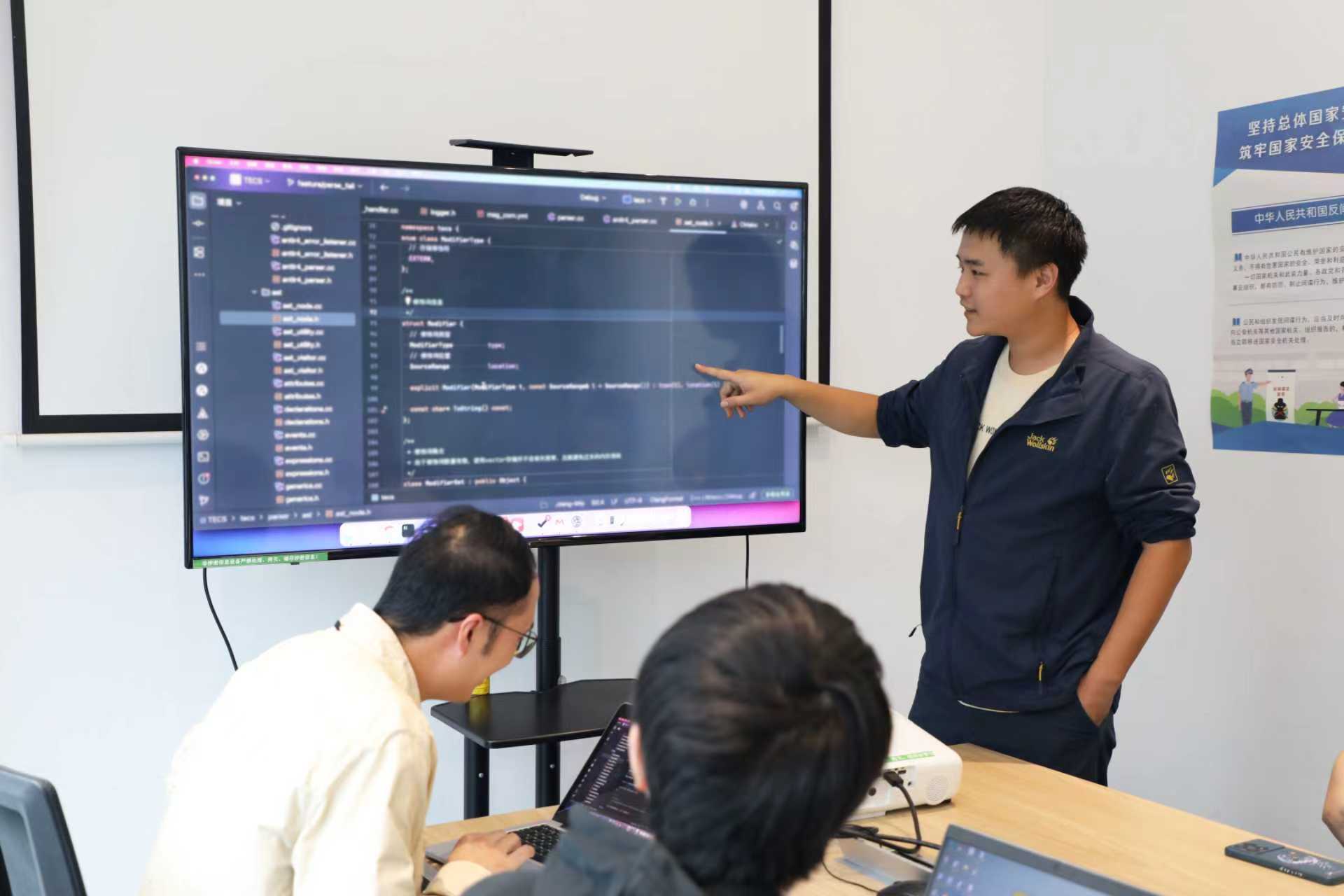 微信图片_20251024214946_86_20.jpg 微信图片_20251024214946_86_20.jpg