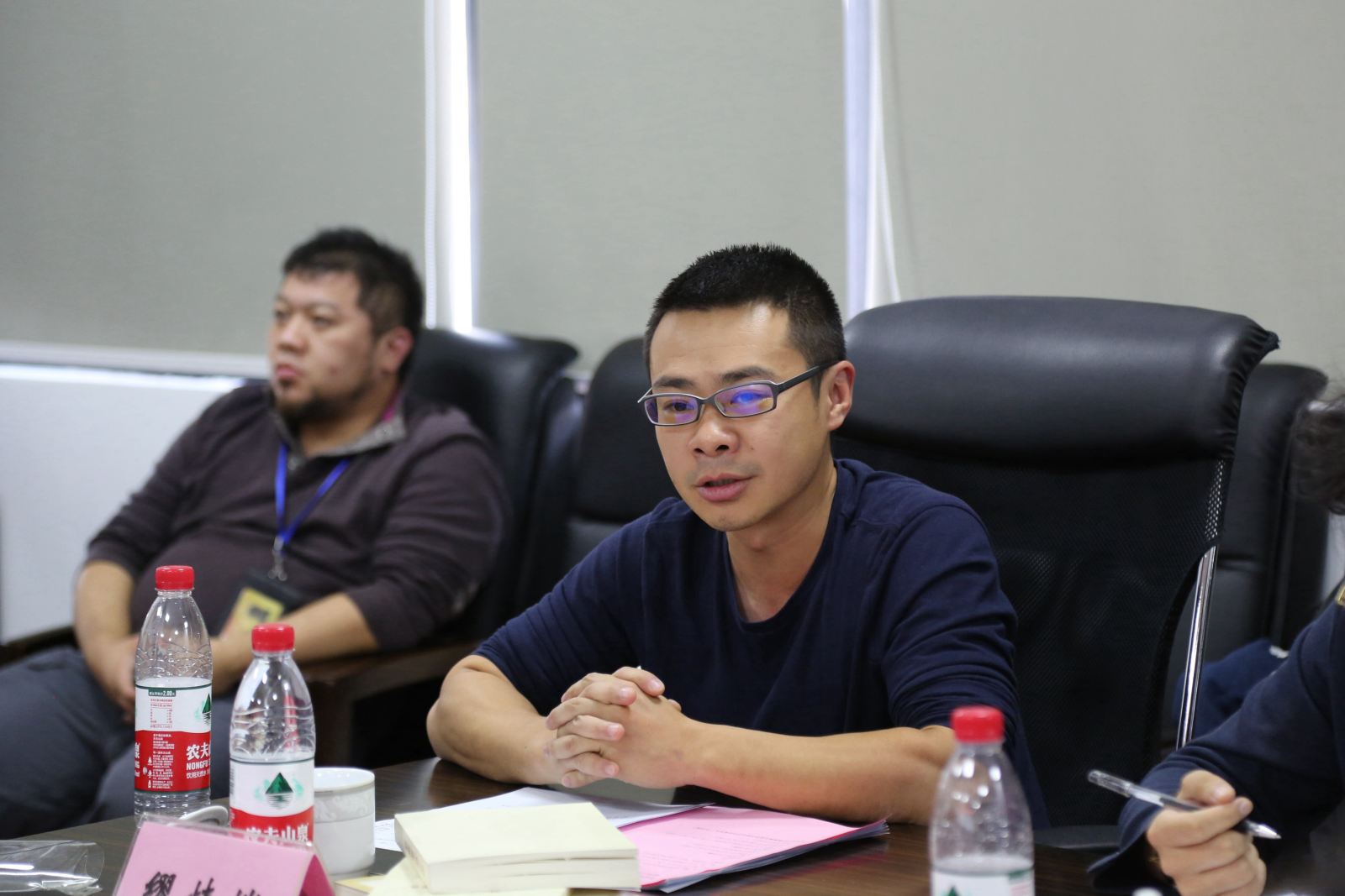 主题教育丨软件工程学院举行“不忘初心、牢记使命”主题教育院领导班子第六次集中学习研讨：加强团队建设 提升育人合力和学术竞争力